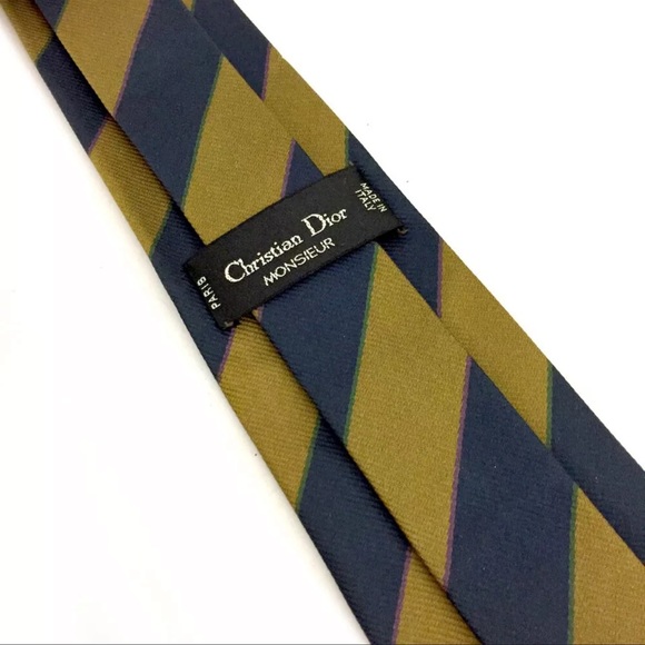 Christian Dior Classic Striped Blue/Gold Silk Tie: Sophisticated & Classic! - Picture 7 of 10